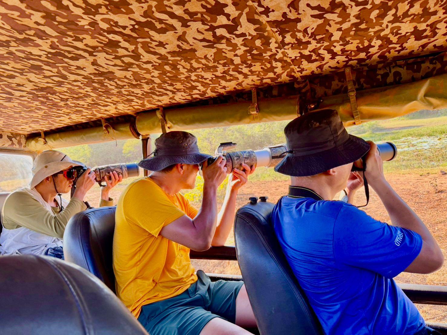 Travellers on a wildlife safari in Sri Lanka